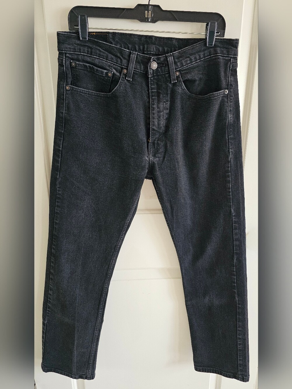 Levi's Men's Dark Black 506 Comfort Straight Jeans